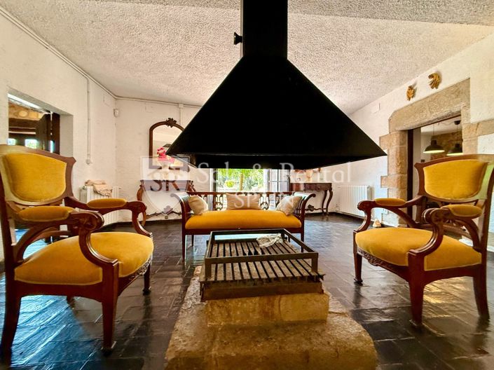 Image No.7-Maison de campagne de 7 chambres à vendre à Girona