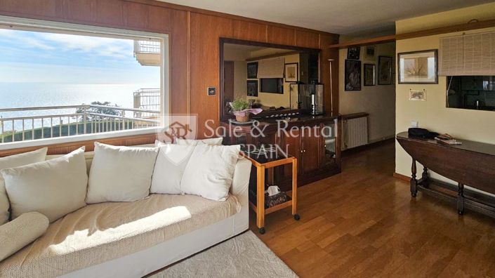 Image No.11-2 Bed Flat for sale