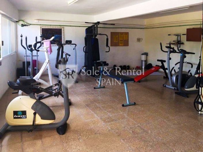 Image No.30-2 Bed Flat for sale