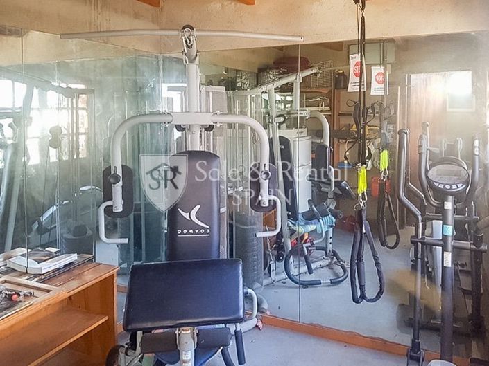 Image No.40-6 Bed Villa for sale