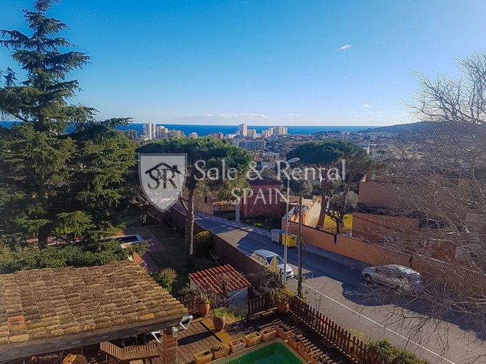 Image No.47-6 Bed Villa for sale