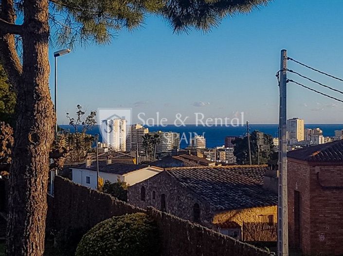 Image No.53-6 Bed Villa for sale