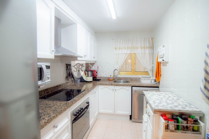 Image No.12-3 Bed Flat for sale