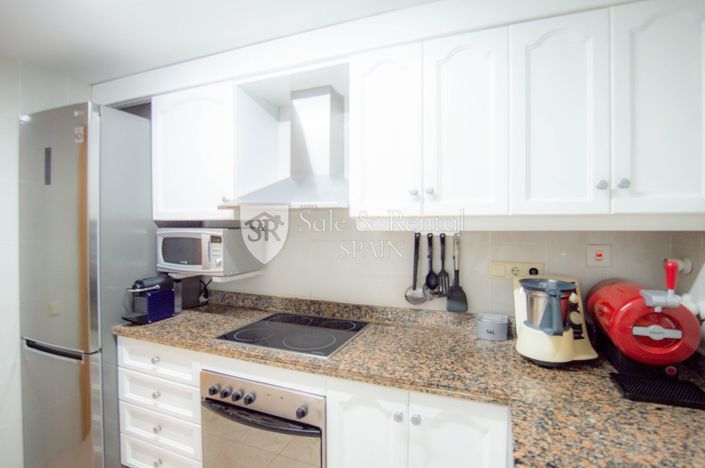 Image No.14-3 Bed Flat for sale