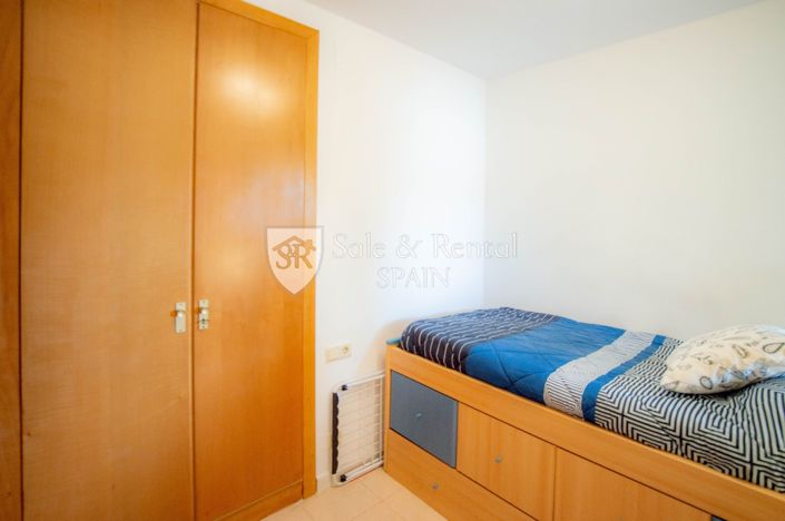 Image No.23-3 Bed Flat for sale