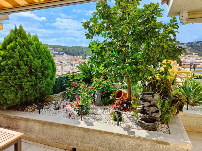 Image No.31-3 Bed Flat for sale