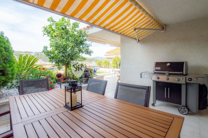 Image No.8-3 Bed Flat for sale