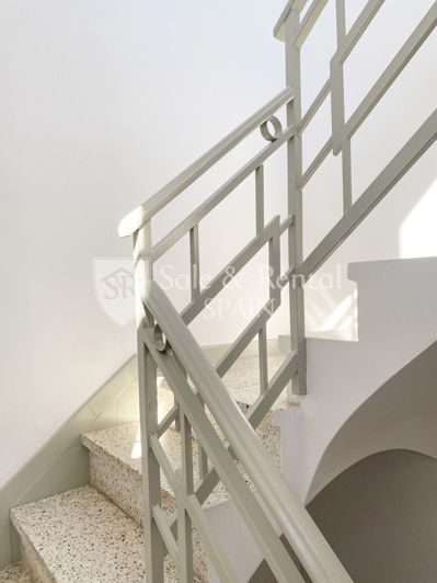 Image No.8-3 Bed Townhouse for sale