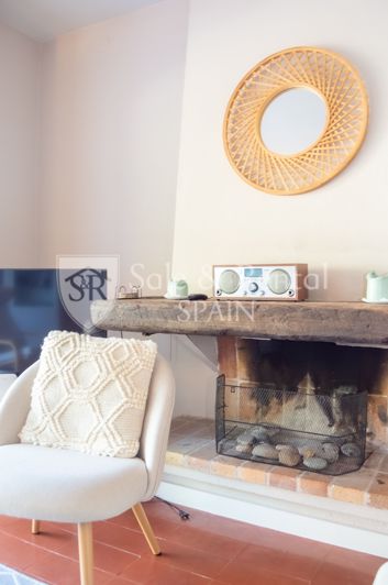 Image No.14-3 Bed Flat for sale