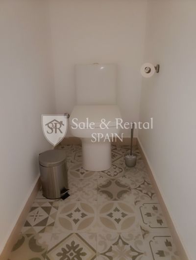 Image No.17-3 Bed Flat for sale