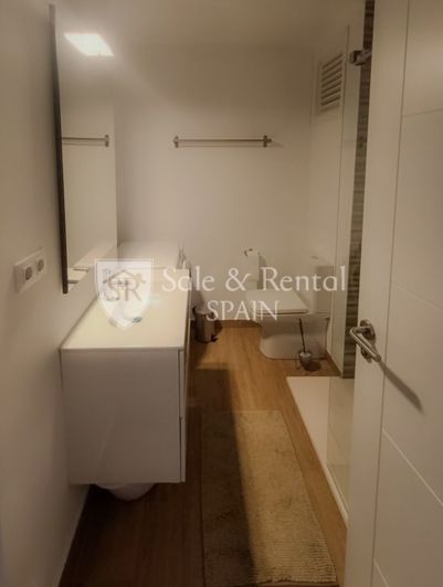 Image No.21-3 Bed Flat for sale