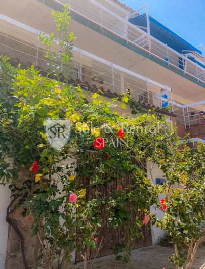 Image No.22-3 Bed Flat for sale