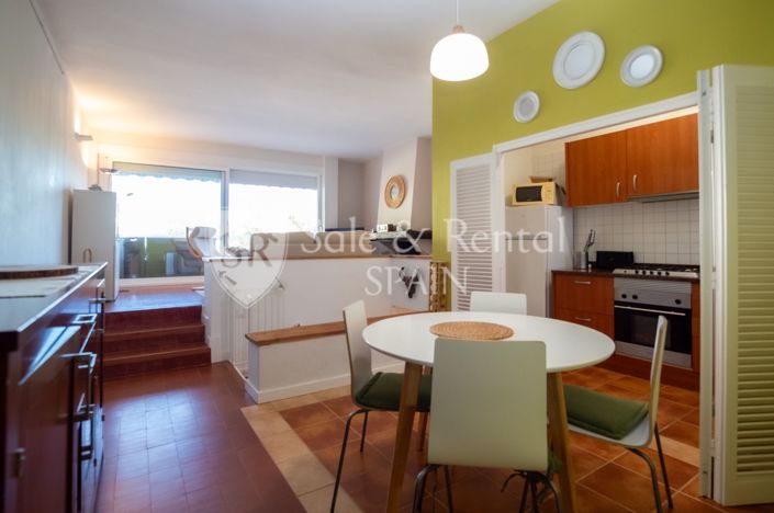 Image No.23-3 Bed Flat for sale