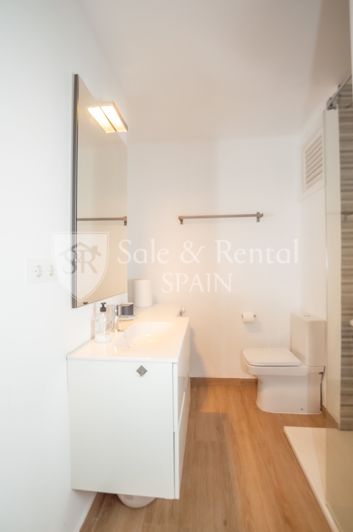 Image No.31-3 Bed Flat for sale