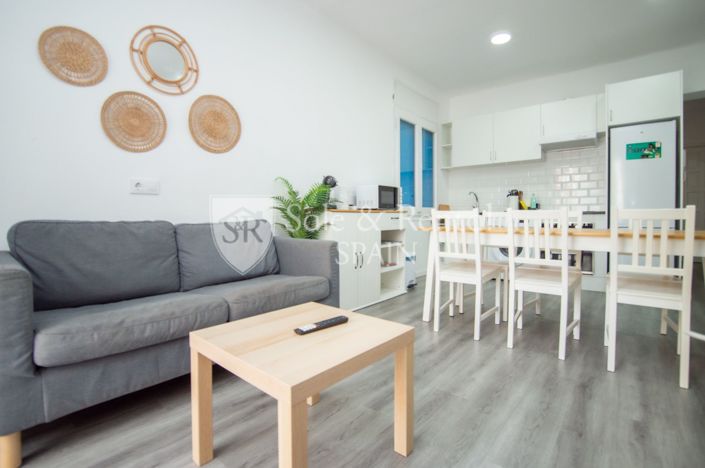 Image No.18-9 Bed Flat for sale