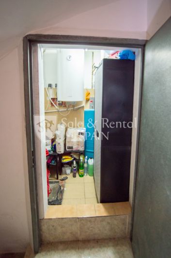 Image No.43-9 Bed Flat for sale