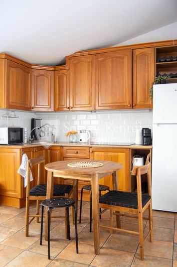 Image No.5-9 Bed Flat for sale