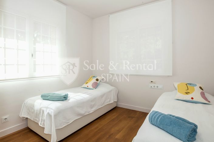 Image No.25-6 Bed Villa for sale