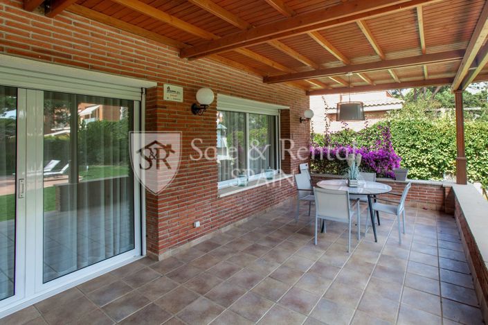 Image No.42-6 Bed Villa for sale