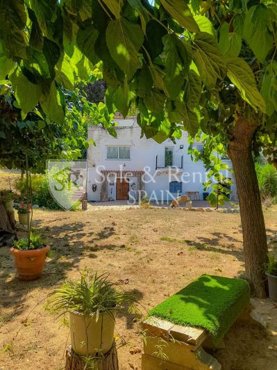 Image No.2-4 Bed Property for sale