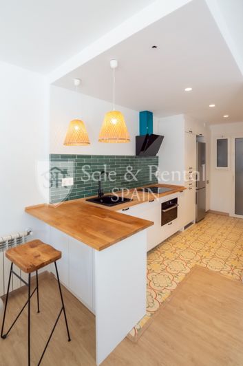 Image No.19-3 Bed Flat for sale