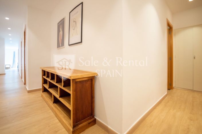 Image No.4-3 Bed Flat for sale