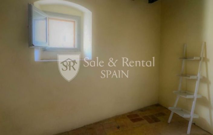 Image No.12-7 Bed Villa for sale