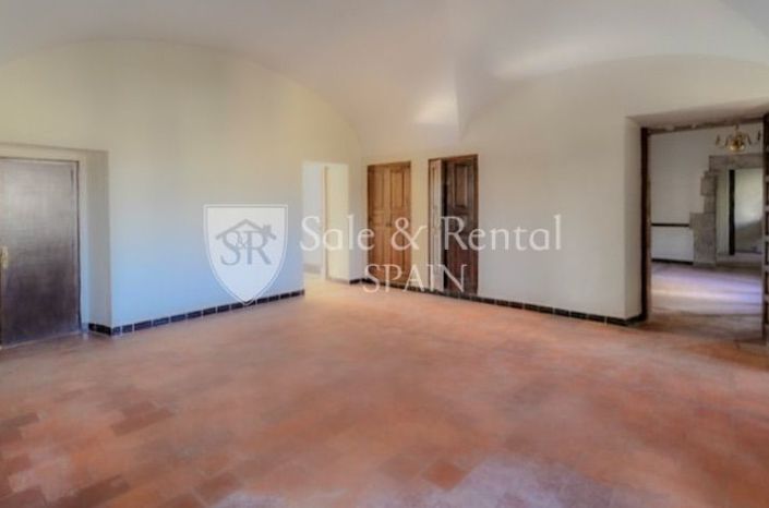 Image No.16-7 Bed Villa for sale