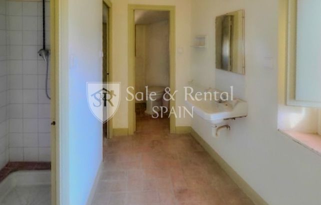 Image No.18-7 Bed Villa for sale