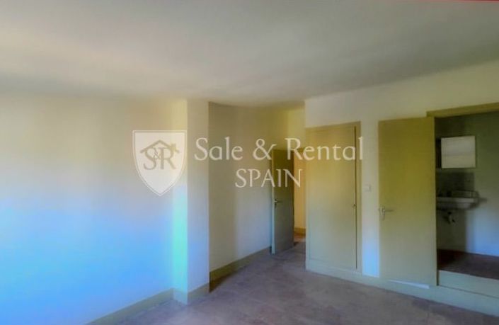 Image No.24-7 Bed Villa for sale