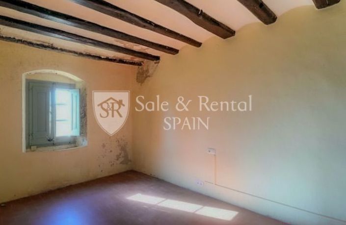 Image No.8-7 Bed Villa for sale