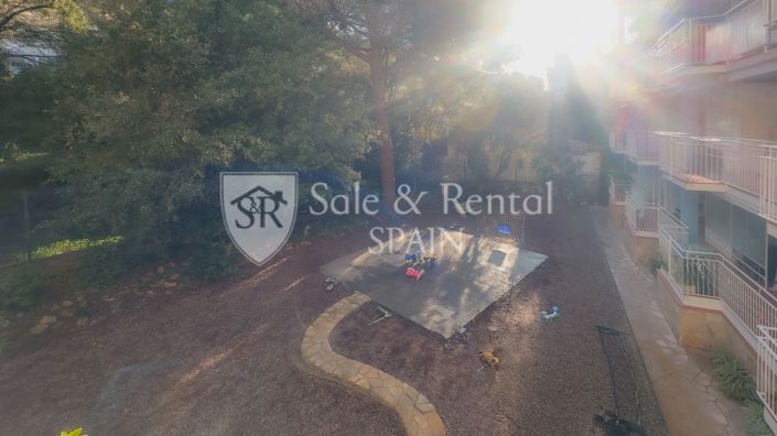 Image No.28-2 Bed Flat for sale