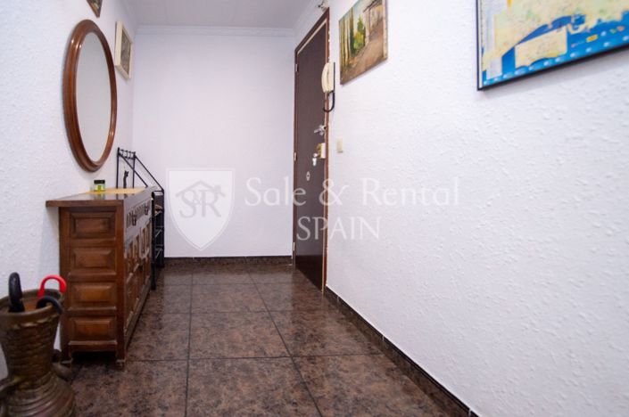 Image No.11-4 Bed Flat for sale
