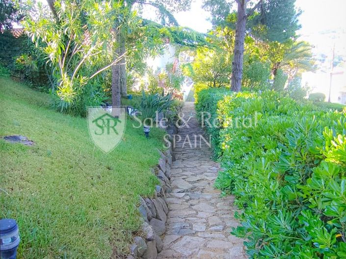 Image No.28-4 Bed Villa for sale