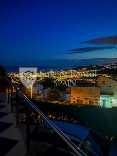 Image No.33-4 Bed Villa for sale