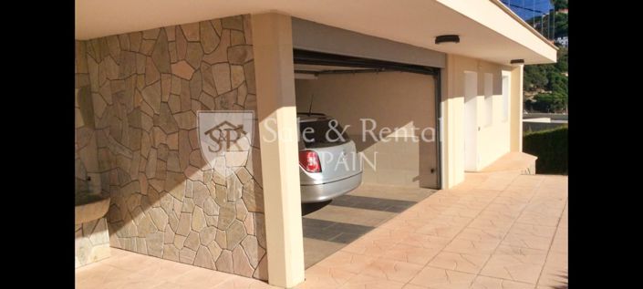 Image No.37-4 Bed Villa for sale