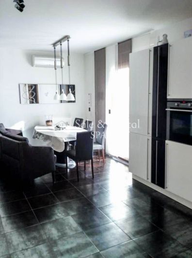 Image No.5-4 Bed Villa for sale