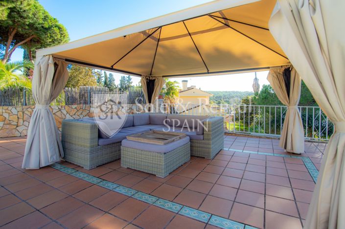 Image No.3-6 Bed Villa for sale