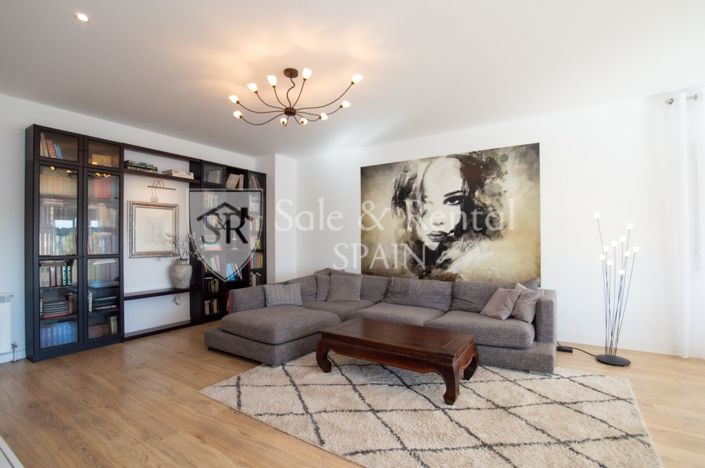 Image No.34-6 Bed Villa for sale