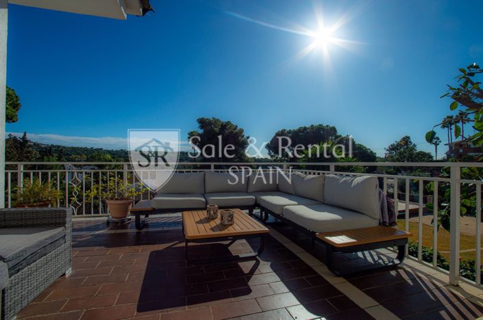 Image No.48-6 Bed Villa for sale