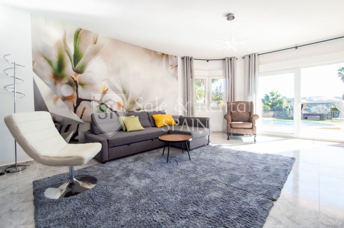 Image No.10-6 Bed Villa for sale