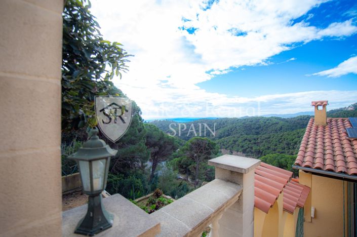 Image No.32-5 Bed Villa for sale