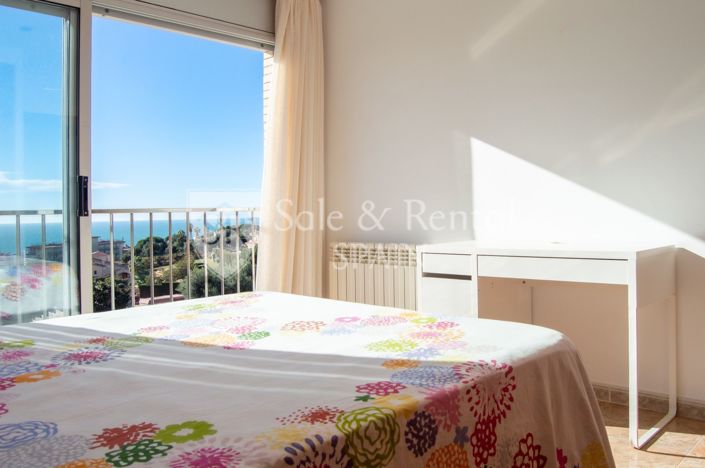 Image No.31-5 Bed Property for sale