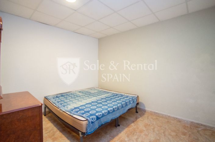 Image No.48-5 Bed Property for sale