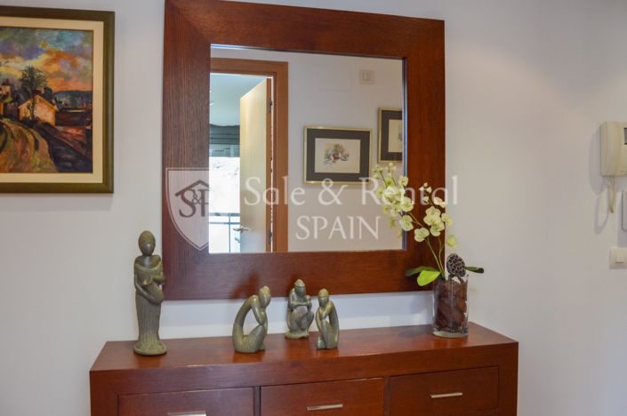 Image No.6-3 Bed Flat for sale