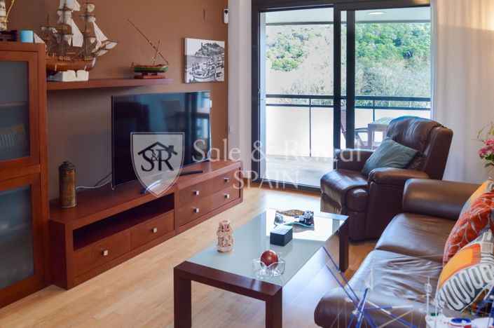 Image No.10-3 Bed Flat for sale