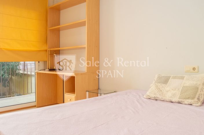 Image No.26-3 Bed Flat for sale