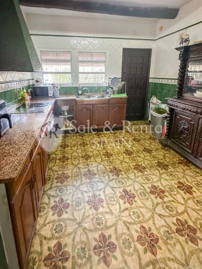 Image No.15-6 Bed Villa for sale