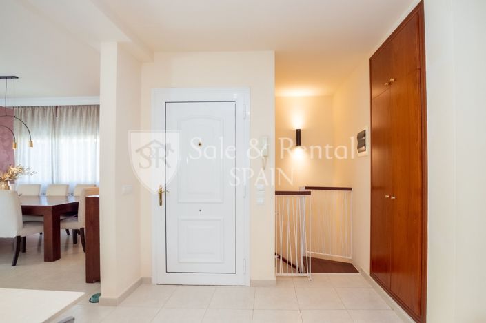 Image No.30-4 Bed Villa for sale