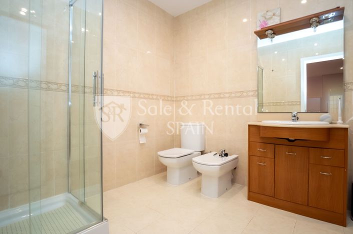 Image No.40-4 Bed Villa for sale